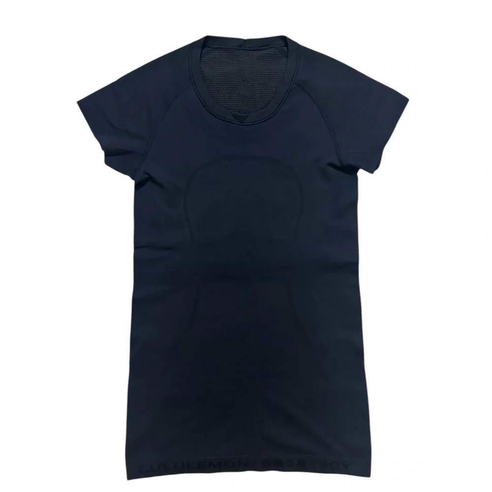 Lululemon *Limited Edition Swiftly Tech Short Sleeve Crew - True Navy SZ 6